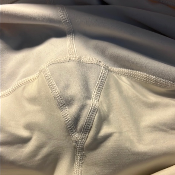 Fabletics Boost PowerHold High-Waisted 7/8 Active Legging Cream/Green/Lavender - Picture 11 of 11